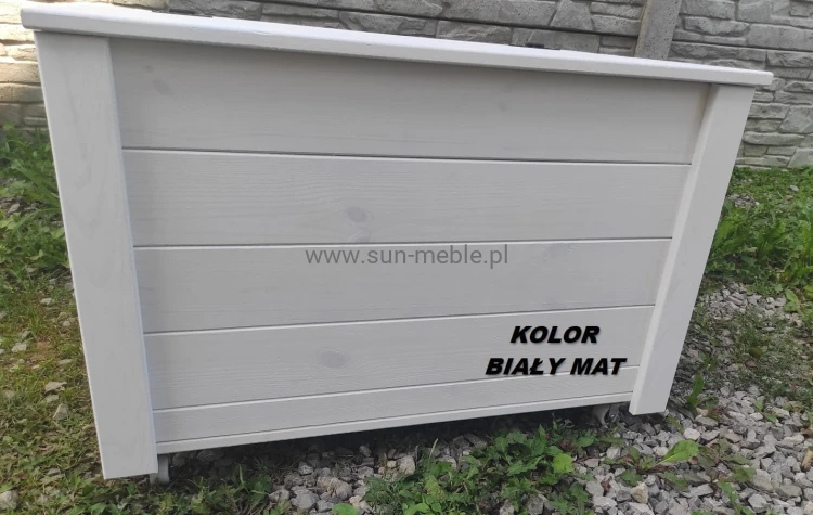 BIAŁY MAT