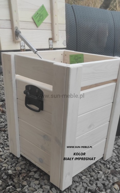 TABORET BIAŁY IMPREGNAT 11.jpg